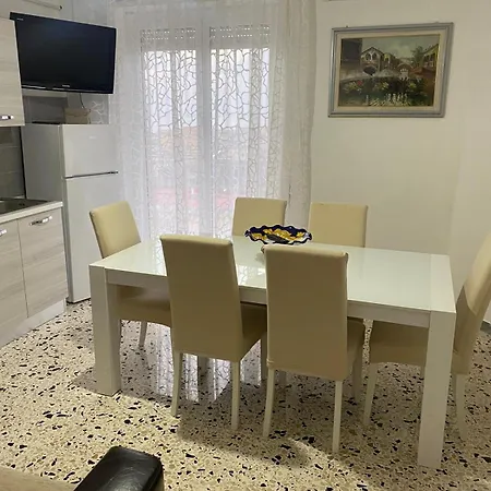 La Casa Di Leo * Mondragone